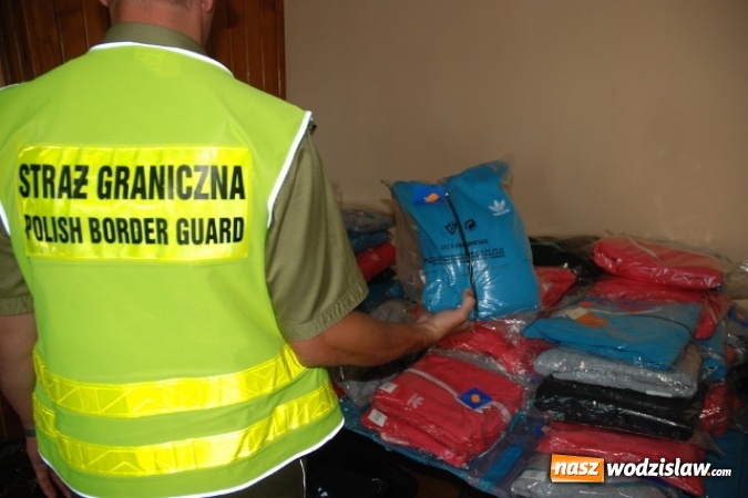 Zdjęcie w galerii na portalu naszwodzislaw.com: Podrobiony towar, wart blisko 1,5 miliona złotych, ujawniono na Śląsku wiadomości z regionu