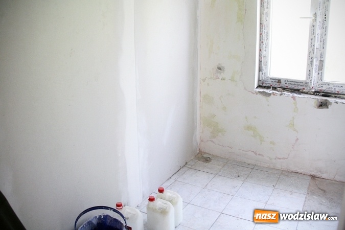 Zdjęcie w galerii na portalu naszwodzislaw.com: Warto wierzyć w ludzi. Piękne Anioły zn&oacute;w w akcji, pom&oacute;c może każdy wiadomości z regionu