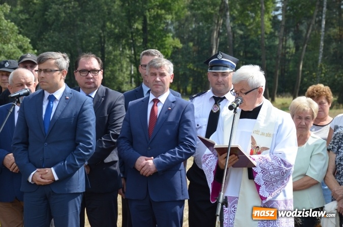 Zdjęcie w galerii na portalu naszwodzislaw.com: Rozpoczęcie budowy wodociągu w Koniecpolu wiadomości z regionu