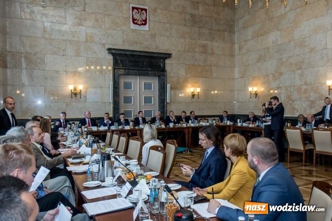 Zdjęcie w galerii na portalu naszwodzislaw.com: Regionalny impuls dla rozwoju wiadomości z regionu