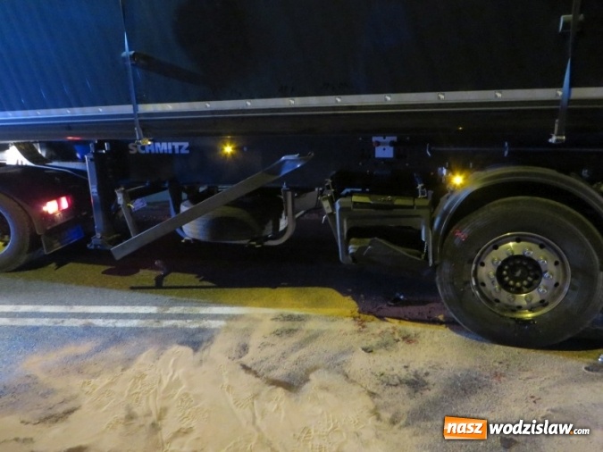 Zdjęcie w galerii na portalu naszwodzislaw.com: Kolejny wypadek na Marklowickiej. Motocyklista zderzył się z ciężar&oacute;wką wiadomości z regionu