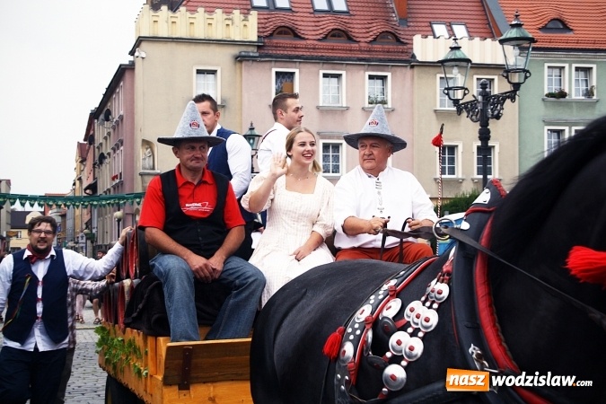 Zdjęcie w galerii na portalu naszwodzislaw.com: Wystartowała druga edycja wodzisławskiego Oktoberfestu wiadomości z regionu