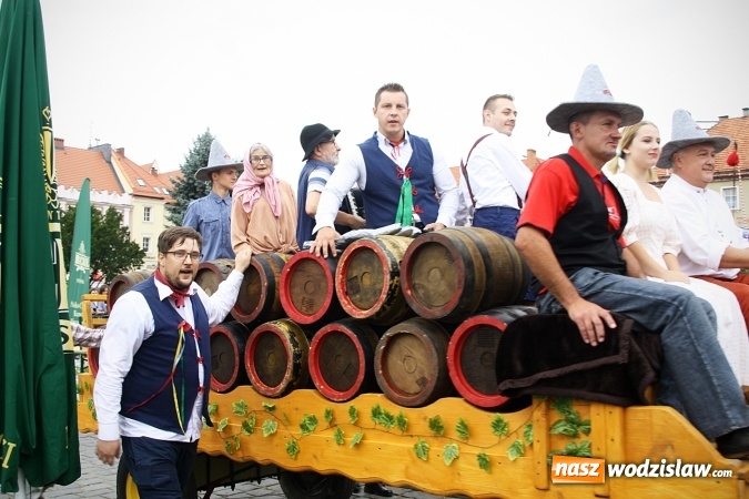 Zdjęcie w galerii na portalu naszwodzislaw.com: Wystartowała druga edycja wodzisławskiego Oktoberfestu wiadomości z regionu