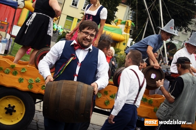 Zdjęcie w galerii na portalu naszwodzislaw.com: Wystartowała druga edycja wodzisławskiego Oktoberfestu wiadomości z regionu