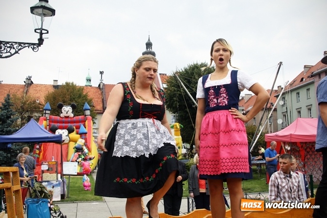 Zdjęcie w galerii na portalu naszwodzislaw.com: Wystartowała druga edycja wodzisławskiego Oktoberfestu wiadomości z regionu
