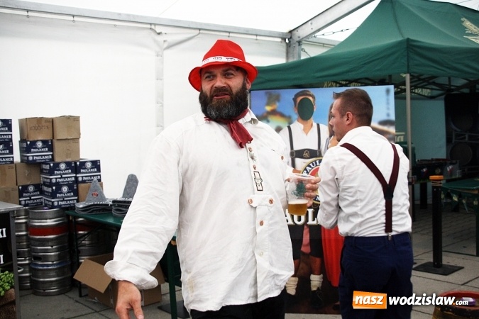 Zdjęcie w galerii na portalu naszwodzislaw.com: Wystartowała druga edycja wodzisławskiego Oktoberfestu wiadomości z regionu