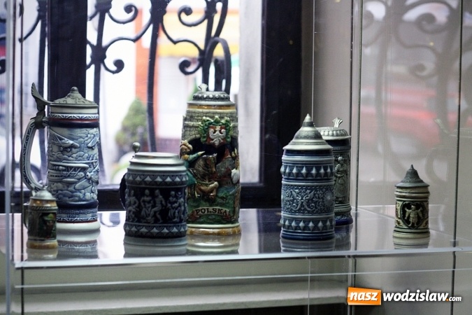 Zdjęcie w galerii na portalu naszwodzislaw.com: Historia warzona piwem. Dzieje wodzisławskiego browarnictwa - nowa wystawa w Muzeum wiadomości z regionu