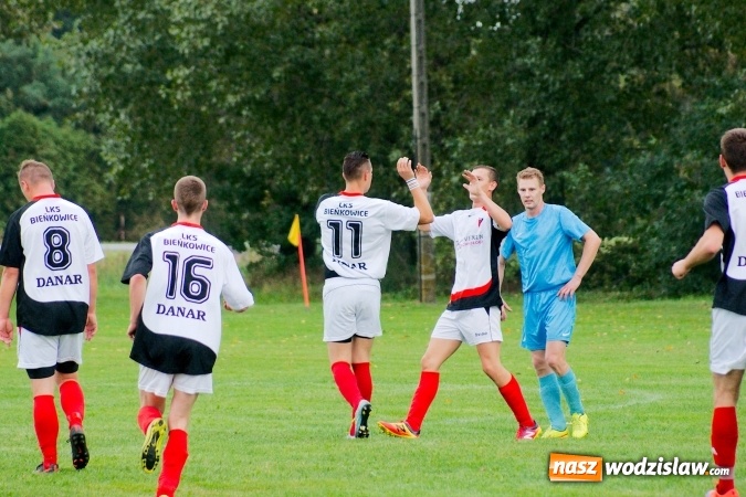 Zdjęcie w galerii na portalu naszwodzislaw.com: B klasa: Fatalna druga połowa Bieńkowic. Pierwszy komplet punktów Bełsznicy wiadomości z regionu