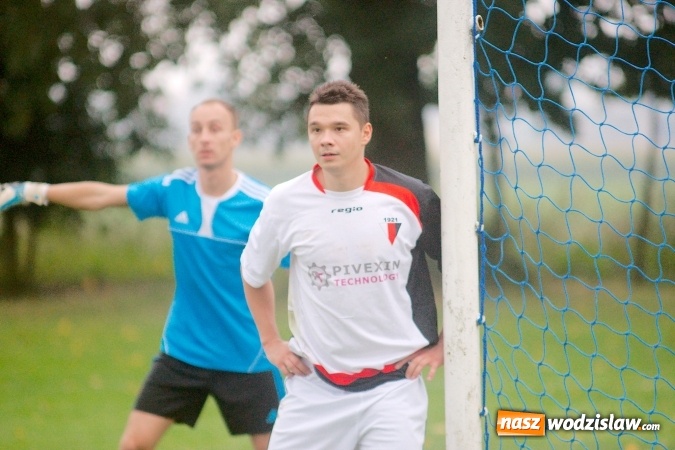 Zdjęcie w galerii na portalu naszwodzislaw.com: B klasa: Fatalna druga połowa Bieńkowic. Pierwszy komplet punktów Bełsznicy wiadomości z regionu