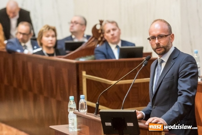 Zdjęcie w galerii na portalu naszwodzislaw.com: Radni Sejmiku Wojew&oacute;dztwa Śląskiego wystąpili z apelem wiadomości z regionu