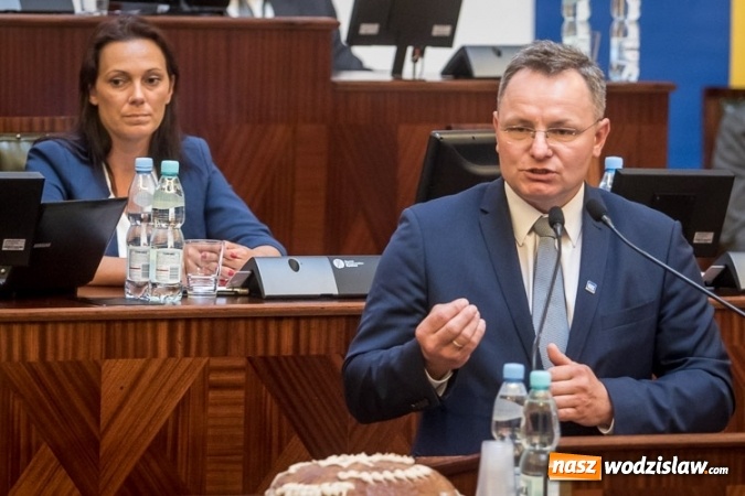 Zdjęcie w galerii na portalu naszwodzislaw.com: Radni Sejmiku Wojew&oacute;dztwa Śląskiego wystąpili z apelem wiadomości z regionu