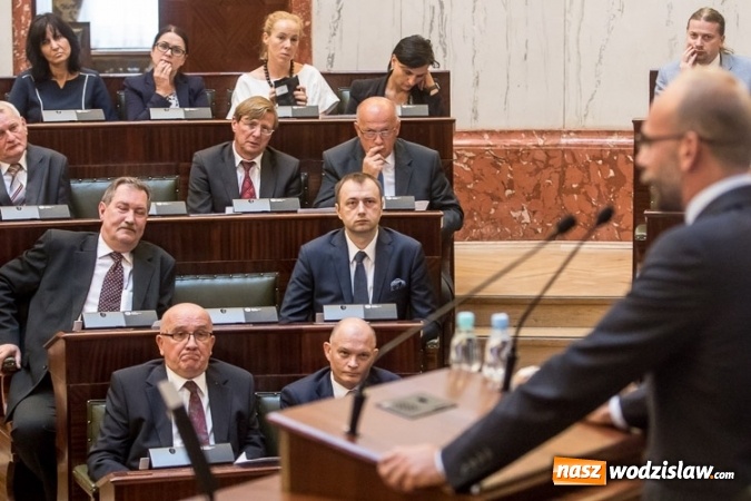 Zdjęcie w galerii na portalu naszwodzislaw.com: Radni Sejmiku Wojew&oacute;dztwa Śląskiego wystąpili z apelem wiadomości z regionu
