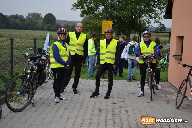 Zdjęcie w galerii na portalu naszwodzislaw.com: Wyścigi kolarskie młodzieży szkolnej z gminy Godów  wiadomości z regionu