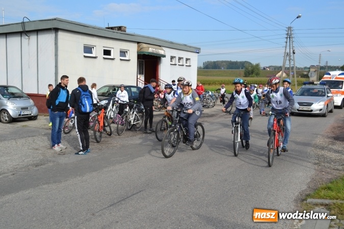 Zdjęcie w galerii na portalu naszwodzislaw.com: Wyścigi kolarskie młodzieży szkolnej z gminy Godów  wiadomości z regionu