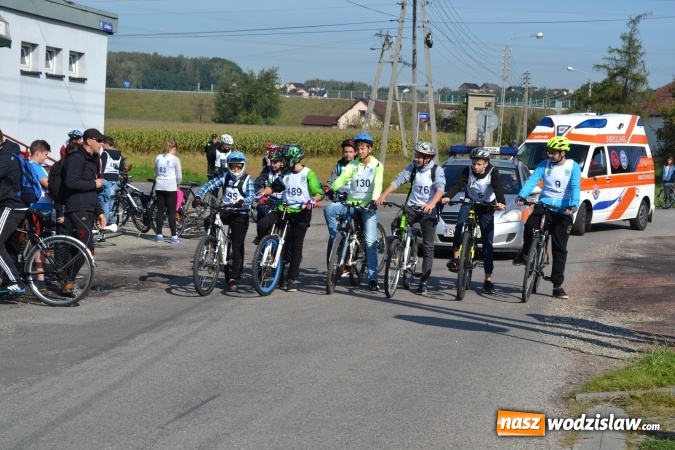 Zdjęcie w galerii na portalu naszwodzislaw.com: Wyścigi kolarskie młodzieży szkolnej z gminy Godów  wiadomości z regionu