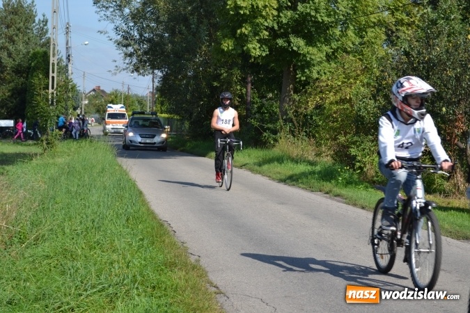 Zdjęcie w galerii na portalu naszwodzislaw.com: Wyścigi kolarskie młodzieży szkolnej z gminy Godów  wiadomości z regionu