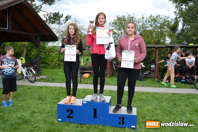 Zdjęcie w galerii na portalu naszwodzislaw.com: Wyścigi kolarskie młodzieży szkolnej z gminy Godów  wiadomości z regionu