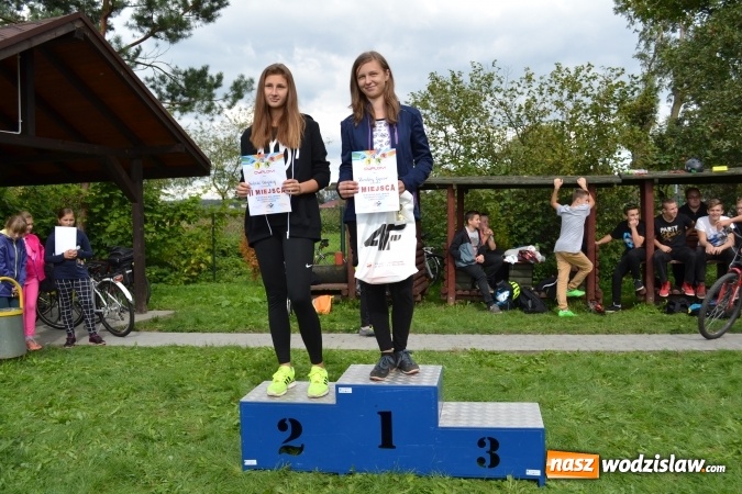 Zdjęcie w galerii na portalu naszwodzislaw.com: Wyścigi kolarskie młodzieży szkolnej z gminy Godów  wiadomości z regionu