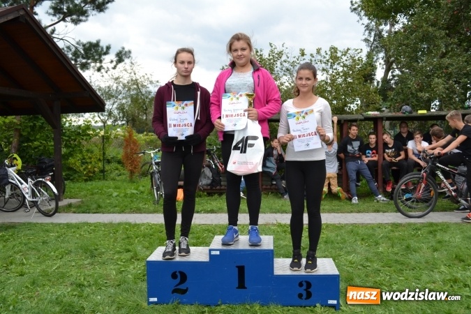 Zdjęcie w galerii na portalu naszwodzislaw.com: Wyścigi kolarskie młodzieży szkolnej z gminy Godów  wiadomości z regionu