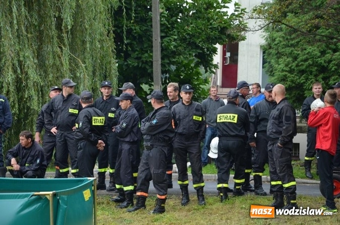 Zdjęcie w galerii na portalu naszwodzislaw.com: Strażacy - seniorzy na start, czyli zawody strażackie w Rogowie  wiadomości z regionu