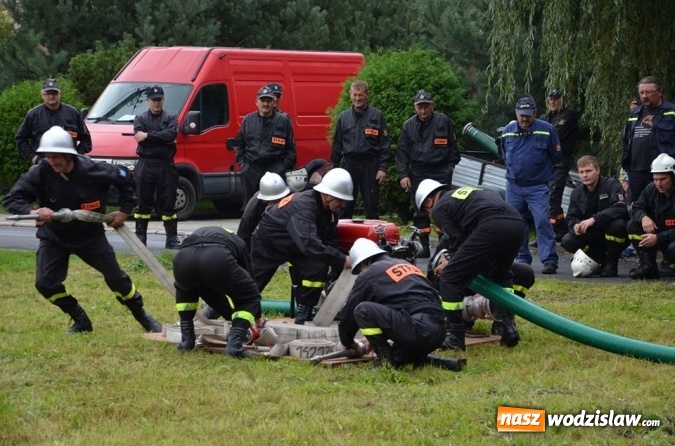 Zdjęcie w galerii na portalu naszwodzislaw.com: Strażacy - seniorzy na start, czyli zawody strażackie w Rogowie  wiadomości z regionu