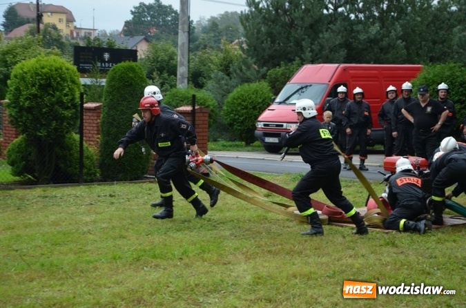 Zdjęcie w galerii na portalu naszwodzislaw.com: Strażacy - seniorzy na start, czyli zawody strażackie w Rogowie  wiadomości z regionu