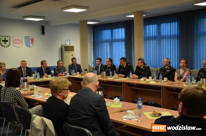 Zdjęcie w galerii na portalu naszwodzislaw.com: Miecz od... przyjaciół z Tczewa  wiadomości z regionu