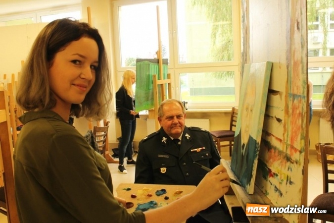 Zdjęcie w galerii na portalu naszwodzislaw.com: Miecz od... przyjaciół z Tczewa  wiadomości z regionu