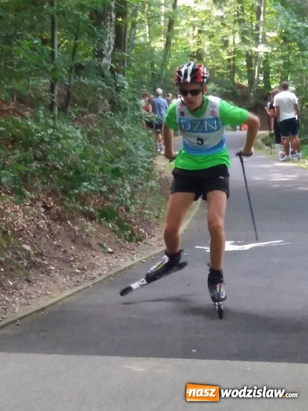 Zdjęcie w galerii na portalu naszwodzislaw.com: Mistrzostwa Polski w biegach na nartorolkach w Sobieszowie z udziałem sportowc&oacute;w z Wodzisławia wiadomości z regionu