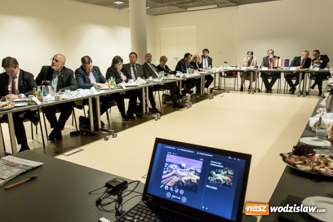 Zdjęcie w galerii na portalu naszwodzislaw.com: Polsko-niemieckie rozmowy o gospodarce  wiadomości z regionu