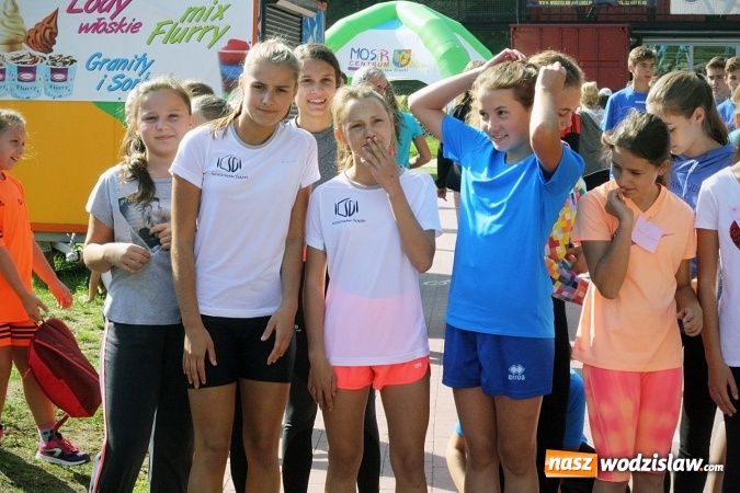 Zdjęcie w galerii na portalu naszwodzislaw.com: Blisko 400 sportowców biegało dzisiaj w Rodzinnym Parku Rozrywki  wiadomości z regionu