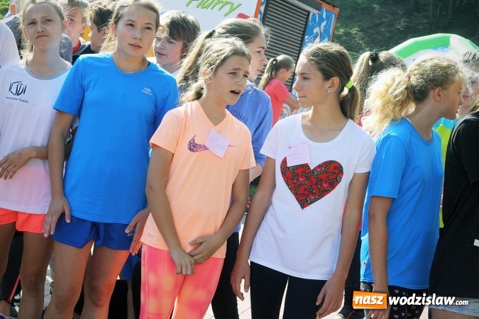 Zdjęcie w galerii na portalu naszwodzislaw.com: Blisko 400 sportowców biegało dzisiaj w Rodzinnym Parku Rozrywki  wiadomości z regionu