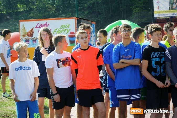 Zdjęcie w galerii na portalu naszwodzislaw.com: Blisko 400 sportowców biegało dzisiaj w Rodzinnym Parku Rozrywki  wiadomości z regionu