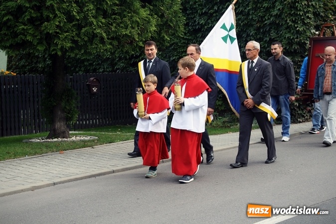 Zdjęcie w galerii na portalu naszwodzislaw.com: Peregrynacja papieskiego krzyża w wodzisławskim Kole Towarzystwa Pomocy im. św. Brata Alberta wiadomości z regionu