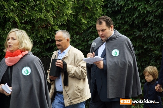 Zdjęcie w galerii na portalu naszwodzislaw.com: Peregrynacja papieskiego krzyża w wodzisławskim Kole Towarzystwa Pomocy im. św. Brata Alberta wiadomości z regionu