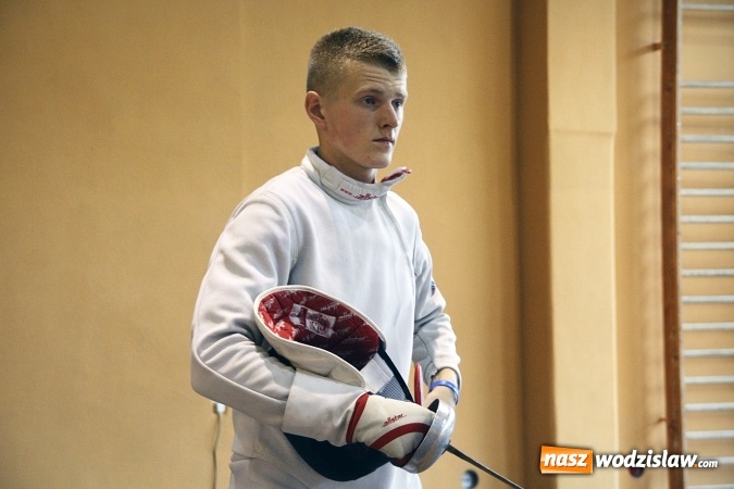 Zdjęcie w galerii na portalu naszwodzislaw.com: Szermierczy Puchar Polski w Radlinie, czyli emocjonujące spotkanie w hali MOSiR wiadomości z regionu