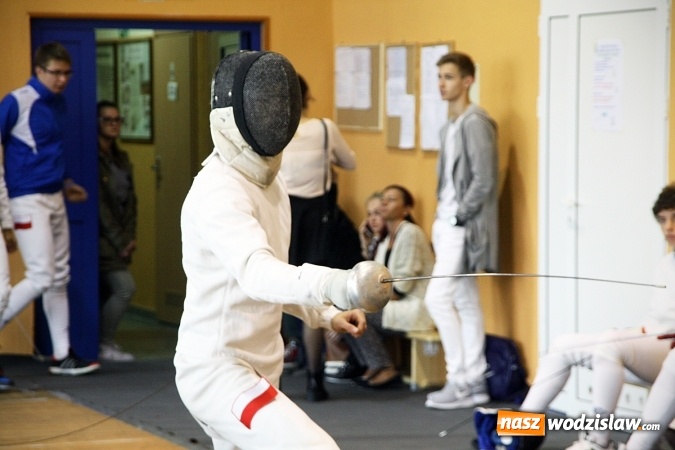Zdjęcie w galerii na portalu naszwodzislaw.com: Szermierczy Puchar Polski w Radlinie, czyli emocjonujące spotkanie w hali MOSiR wiadomości z regionu
