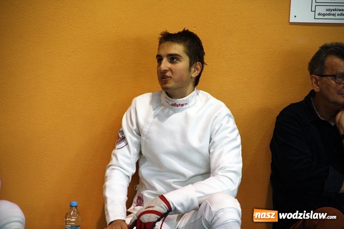 Zdjęcie w galerii na portalu naszwodzislaw.com: Szermierczy Puchar Polski w Radlinie, czyli emocjonujące spotkanie w hali MOSiR wiadomości z regionu