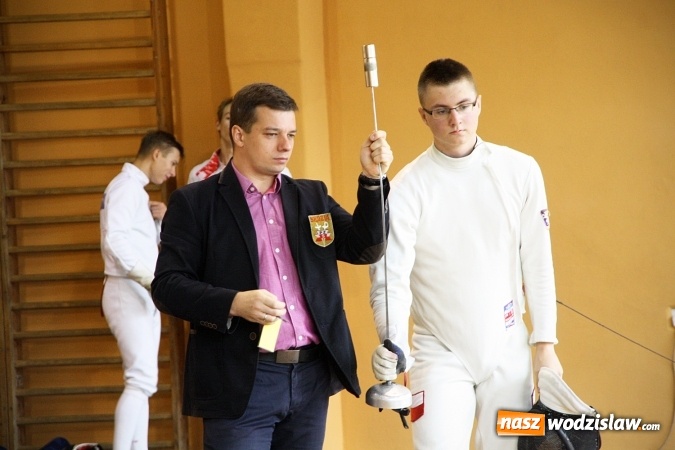 Zdjęcie w galerii na portalu naszwodzislaw.com: Szermierczy Puchar Polski w Radlinie, czyli emocjonujące spotkanie w hali MOSiR wiadomości z regionu