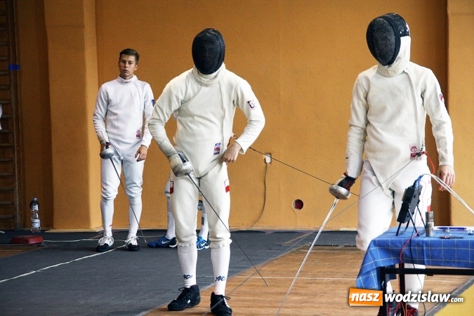 Zdjęcie w galerii na portalu naszwodzislaw.com: Szermierczy Puchar Polski w Radlinie, czyli emocjonujące spotkanie w hali MOSiR wiadomości z regionu