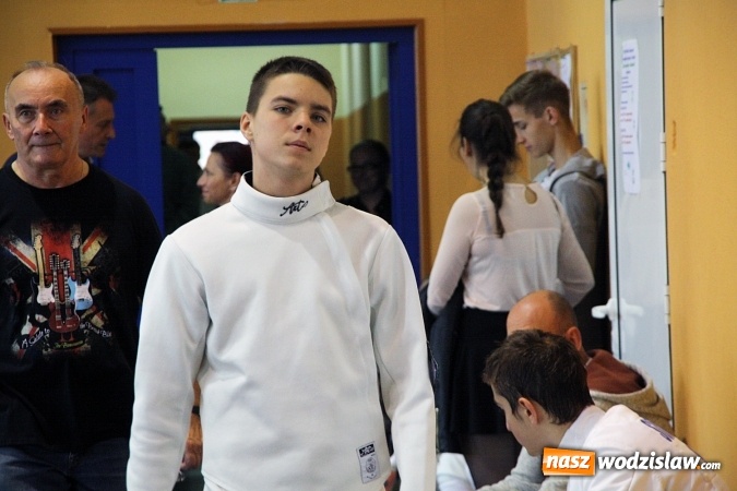 Zdjęcie w galerii na portalu naszwodzislaw.com: Szermierczy Puchar Polski w Radlinie, czyli emocjonujące spotkanie w hali MOSiR wiadomości z regionu