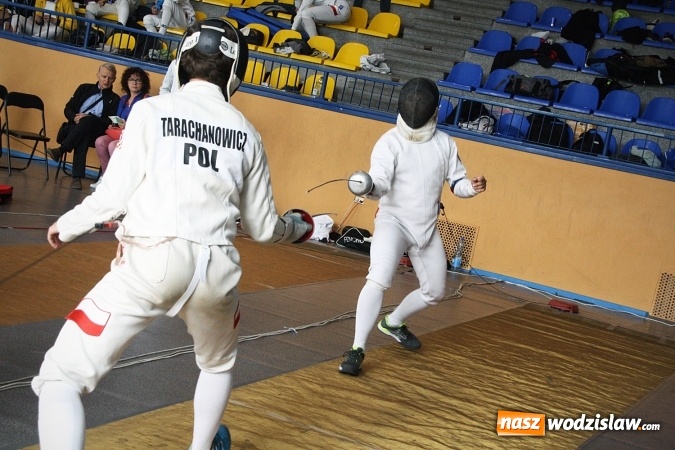 Zdjęcie w galerii na portalu naszwodzislaw.com: Szermierczy Puchar Polski w Radlinie, czyli emocjonujące spotkanie w hali MOSiR wiadomości z regionu