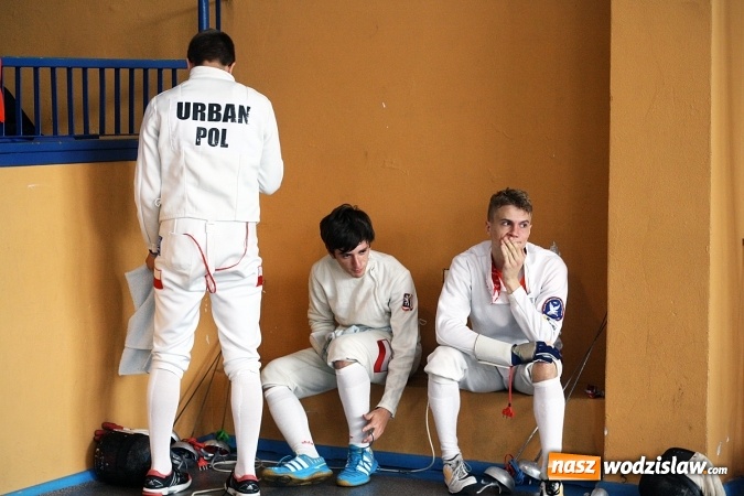 Zdjęcie w galerii na portalu naszwodzislaw.com: Szermierczy Puchar Polski w Radlinie, czyli emocjonujące spotkanie w hali MOSiR wiadomości z regionu