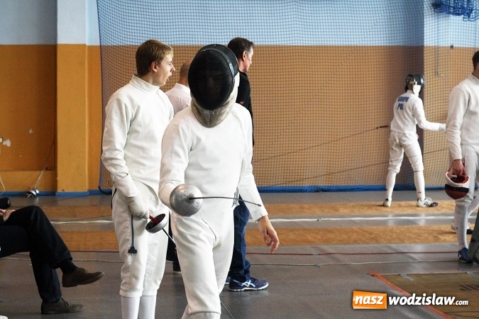 Zdjęcie w galerii na portalu naszwodzislaw.com: Szermierczy Puchar Polski w Radlinie, czyli emocjonujące spotkanie w hali MOSiR wiadomości z regionu