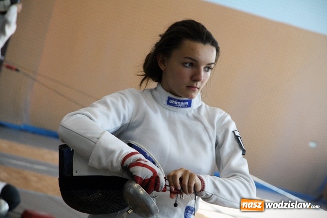 Zdjęcie w galerii na portalu naszwodzislaw.com: Emocje na najwyższym poziomie. Szpadzistki opanowały MOSiR w Radlinie wiadomości z regionu