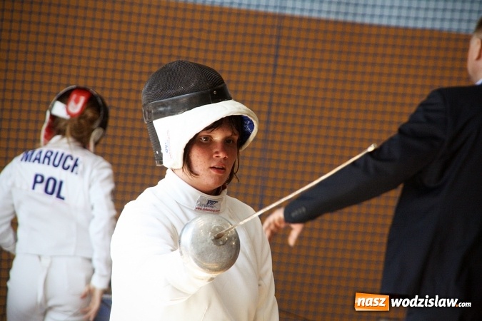 Zdjęcie w galerii na portalu naszwodzislaw.com: Emocje na najwyższym poziomie. Szpadzistki opanowały MOSiR w Radlinie wiadomości z regionu