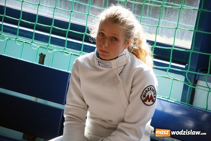 Zdjęcie w galerii na portalu naszwodzislaw.com: Emocje na najwyższym poziomie. Szpadzistki opanowały MOSiR w Radlinie wiadomości z regionu