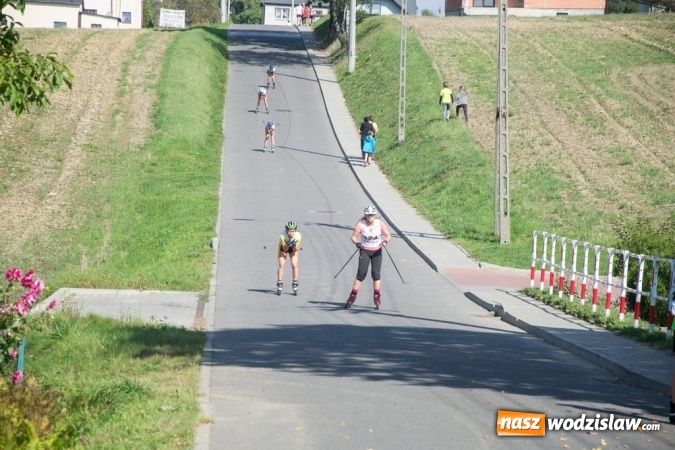 Zdjęcie w galerii na portalu naszwodzislaw.com: Marklowice: Puchar Śląska i Puchar Polski 2016 w biegach na nartorolkach  wiadomości z regionu
