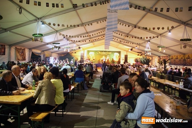 Zdjęcie w galerii na portalu naszwodzislaw.com: Oktoberfest w Wodzisławiu: Dziewięciodniowa zabawa dobiegła końca wiadomości z regionu