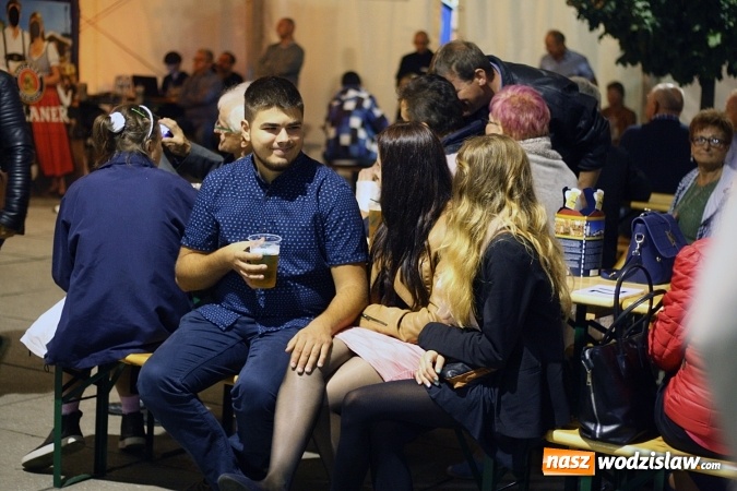 Zdjęcie w galerii na portalu naszwodzislaw.com: Oktoberfest w Wodzisławiu: Dziewięciodniowa zabawa dobiegła końca wiadomości z regionu